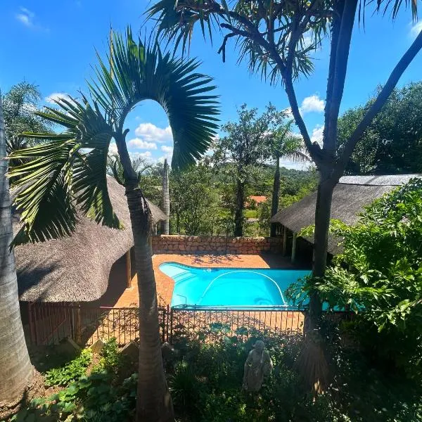 At Rosies on Robin - Luxury & Comfort, hótel í Rustenburg