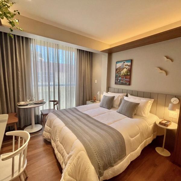 Studio completo na Barra - A passos da praia