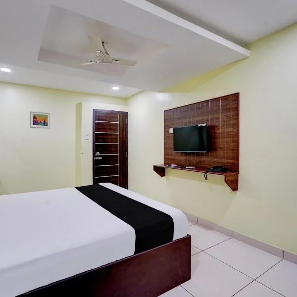 Hotel Mini Escape Perungalathur, khách sạn ở Chennai