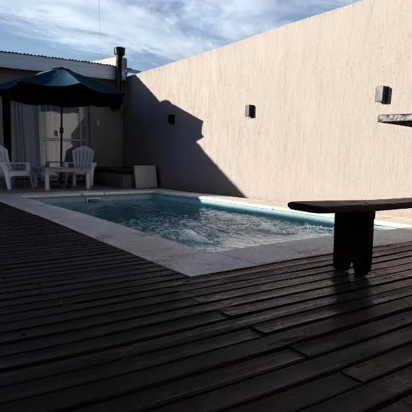 La curva, hotel em Ramallo