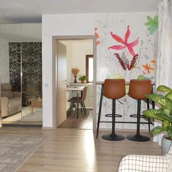 Viesnīca Wolkenfrei am Sonnenhang - Moderne Wohlfühl-Oase mit sonniger Süd-Terrasse pilsētā Lebach