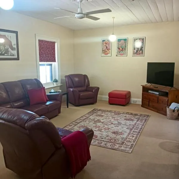 Woodhill Way Burra, hotell i Burra