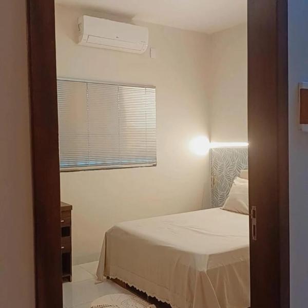 Casa confortável com garagem coberta - Foto 2