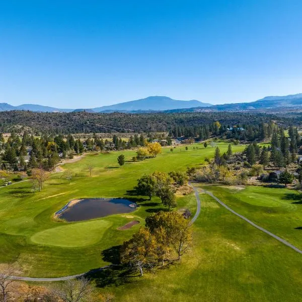 Lake Shastina Golf Resort, hotel en Weed