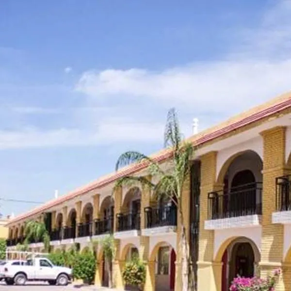 Hotel Posada del Sol Inn, готель у місті Торреон