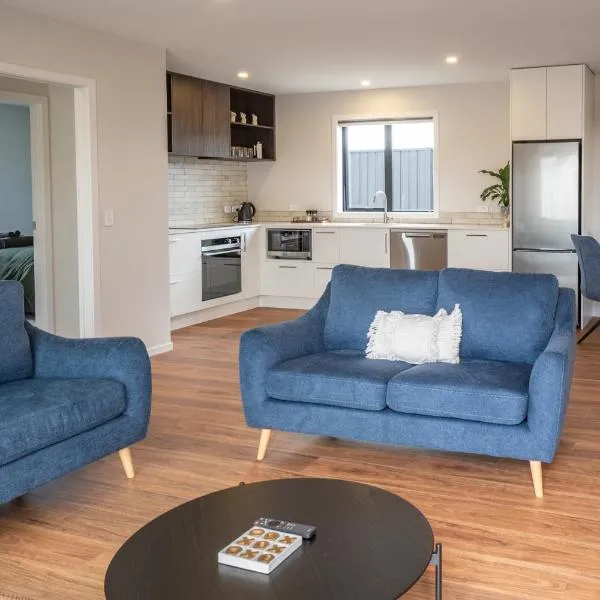 Fiordland 2 Bedroom Home with Spa, hotel u gradu 'Te Anau'