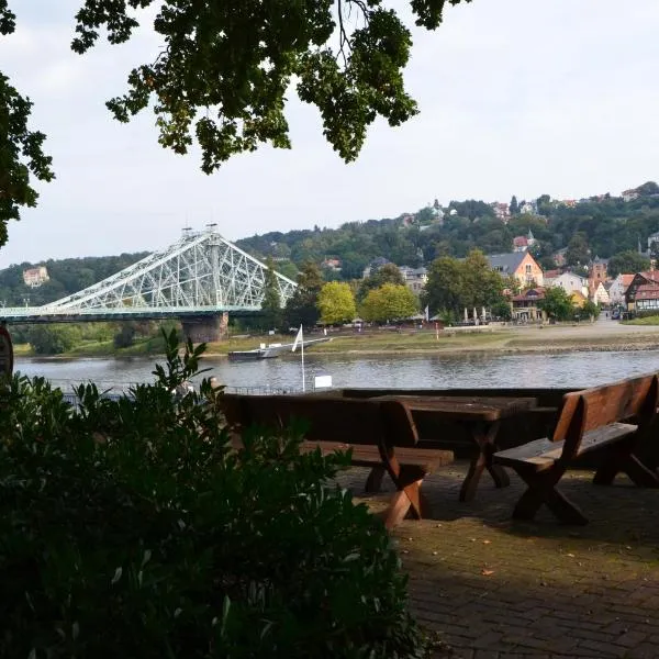 Ferienwohnung an der Elbe, Hotel in Dresden