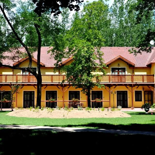 Forster Vadászkastély és Szálloda, hotel v destinaci Bugyi