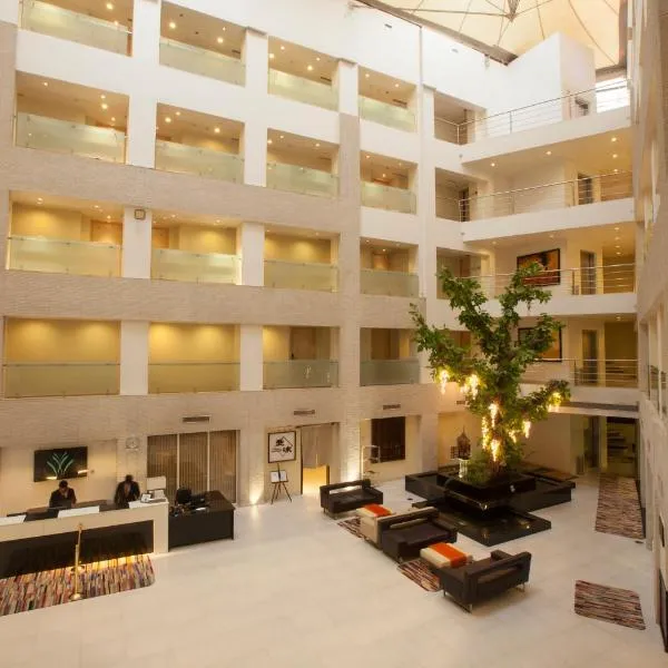 Avalon Courtyard Residence Suites, hotel in New Delhi