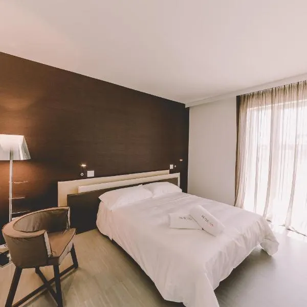 Suite 10 Home Design & Spa, hotel en Polignano a Mare