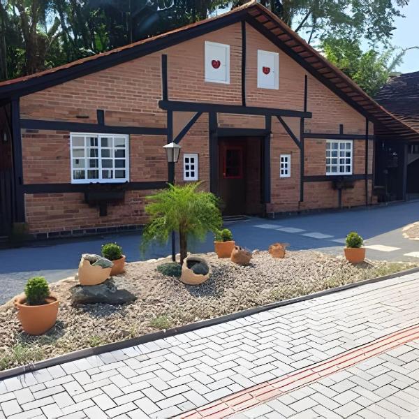 Casa Enxaimel em Pomerode SC 02