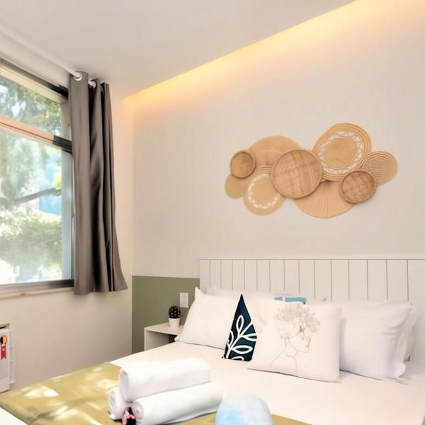 Quarto e sala charmoso a 400m da Praia! Wi-Fi, A/C