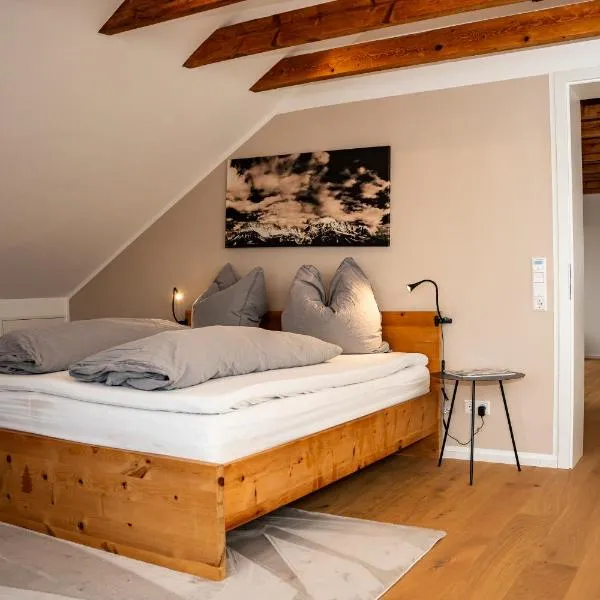 Alb Appartement - gemütliche Wohnung mit Balkon, hotel i Balingen