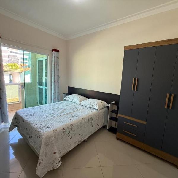 A26 - APARTAMENTO 2 DORMITÓRIOS NO CENTRO DE BOMBINHAS - Foto 2