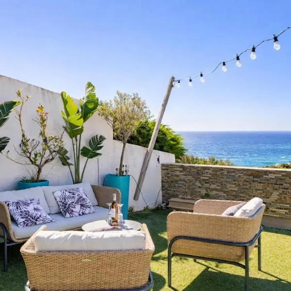 VUEMER Bandol - GRANDE TERRASSE de 45m2 VUE MER PISCINE PARKING, hotel em Bandol