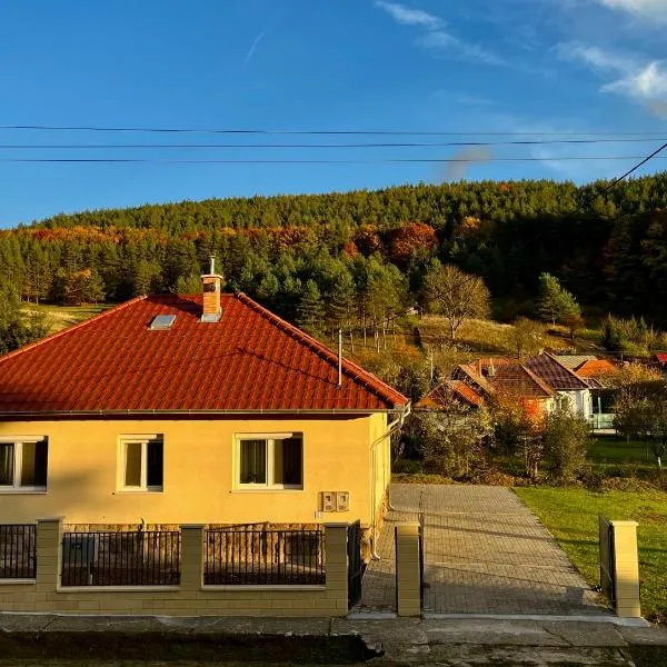 Kristóf Vendégház, hotel v destinaci Bükkszék