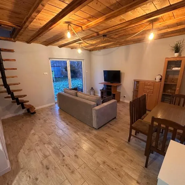 Udany wypoczynek pod lasem, khách sạn ở Ligota