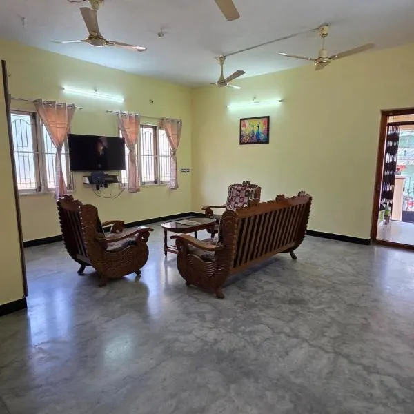 Vetri Rockfort Retreat Homestay, hotel in Tiruchirappalli
