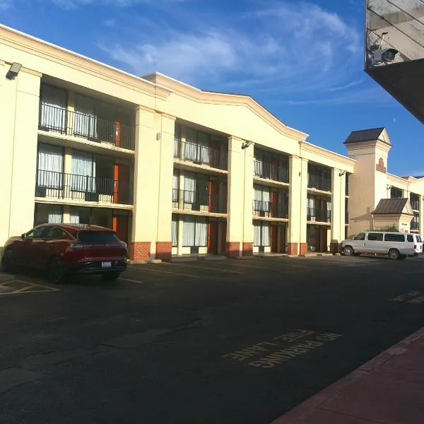 Red Roof Inn Hampton Coliseum, hotel en Hampton