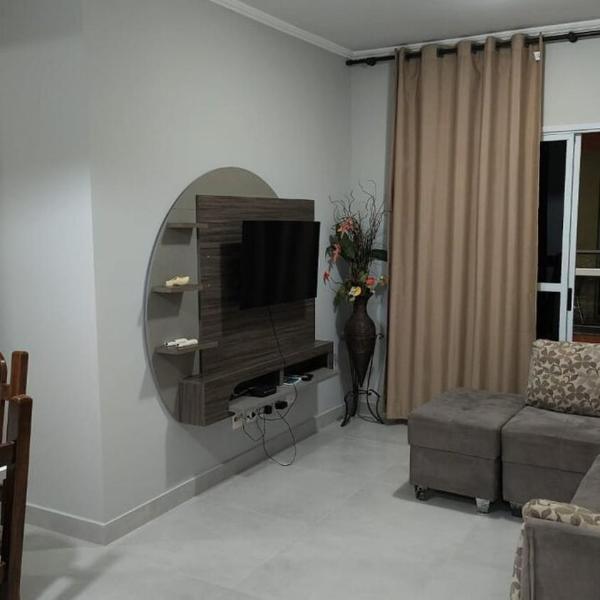 Lindo apartamento na Praia Grande de Ubatuba, 3 dormitórios, a menos de 100m da praia