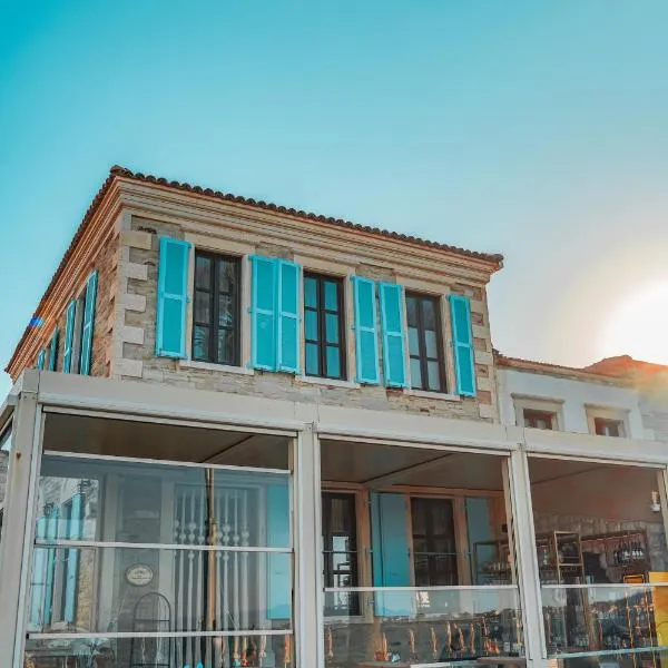 Marina Foça Hotel, hotel em Foça