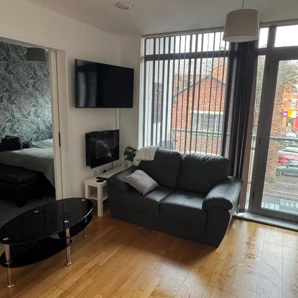 2 Bedroom Apartment - Henry St Central Liverpool, отель в Ливерпуле
