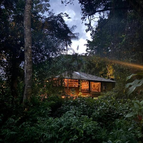 Casamia House between Atlantic floret and the sea