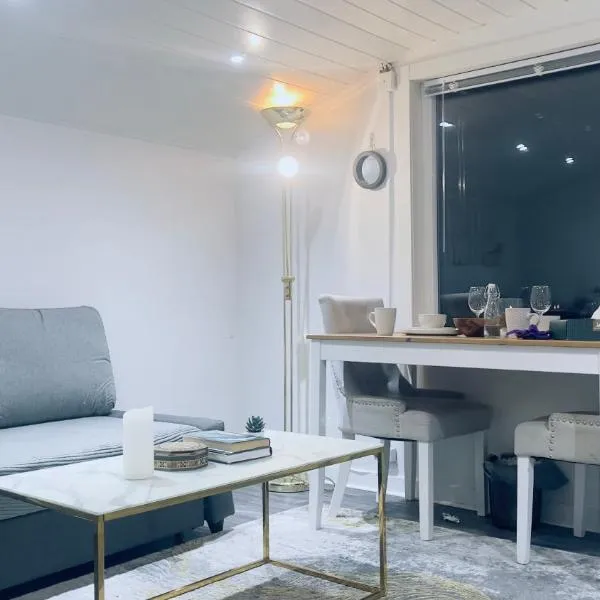 Solgården، فندق في فالكنبرغ