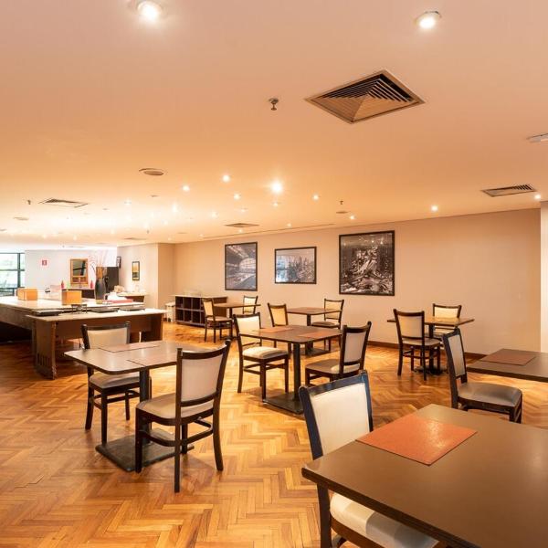 Flat no Jardins - Recepção 24h - Valet Gratuito - Piscina - Foto 5