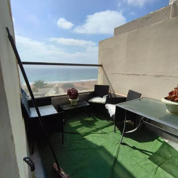 על הים, hotel i Nahariyya