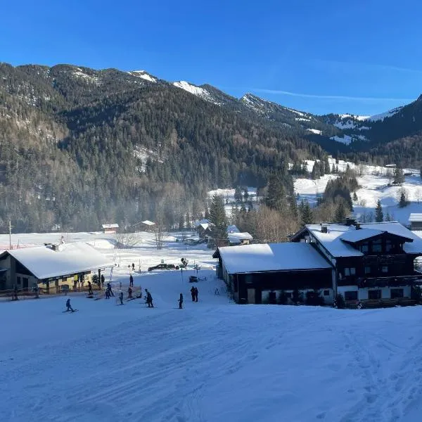 Natursport Heutal Appartements Ski-in & Ski-out, hotell sihtkohas Unken