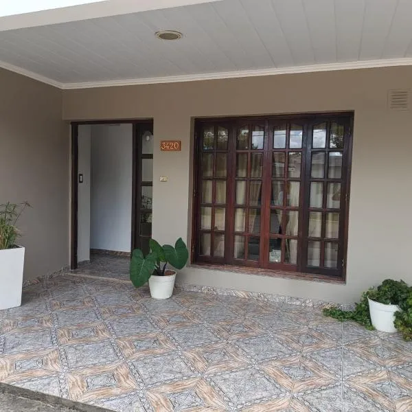 Alojamiento Fiara, hotell sihtkohas Chajarí