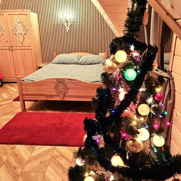 ECO Domek z dużym ogrodem i widokiem, hotel em Murzasichle