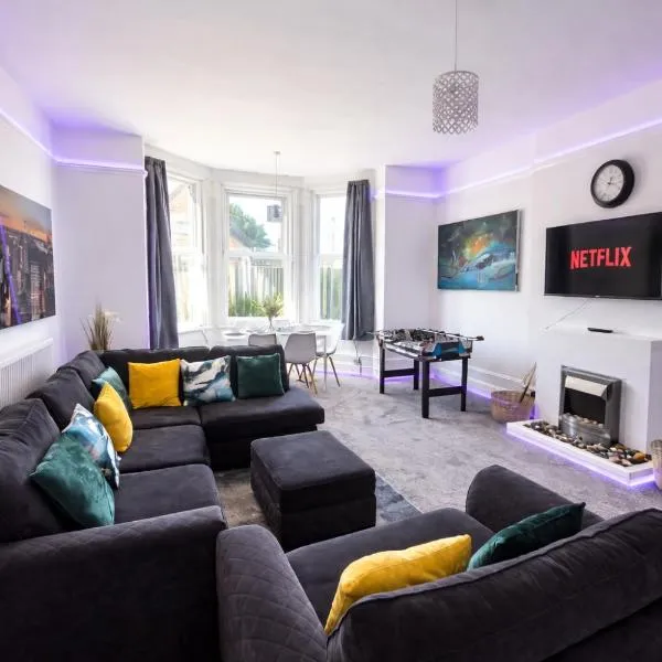 Spacious - Free Parking - Sleeps 6 - M20-FolkestoneCentralStation, hotel em Folkestone