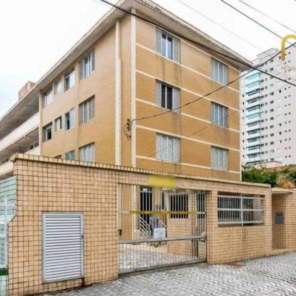Apto completo com excelente localização central - Foto 5