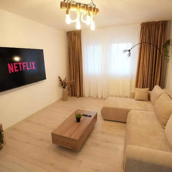 Lumena - Kingsize Beds, ultracentral, 80mp, hotel din Topliţa