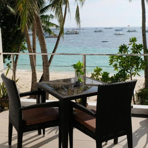 Sundown Resort & Austrian Pension House, готель у Боракаї