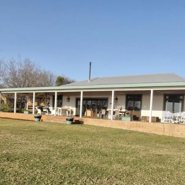 Riverside Farm, hotel en Witbank