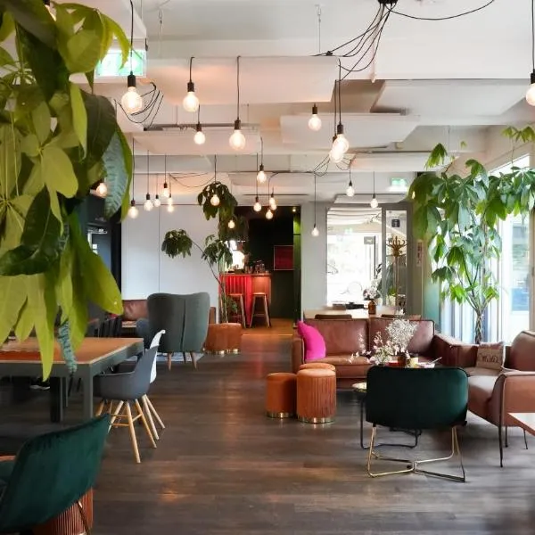 Hostel by Hyve Basel, hotelli kohteessa Basel