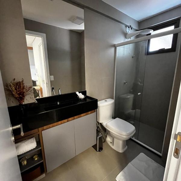 200m da PRAIA e do PARQUE SHOPPING Apto Premium para 4 Pessoas com JACUZZI, Academia, Coworking, Estacionamento com Carregador, Portaria 24h e Wi Fi 500MBPs - Foto 3