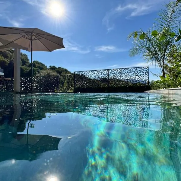 A CASA DI LAURENA piscine chauffée proche St Florent, hotell i Vallecalle