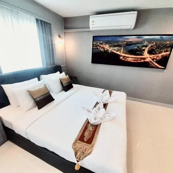 Latkrabangbishome Near Suvarnabhumi Airport ลาดกระบังบิซโฮม, ξενοδοχείο σε Lat Krabang