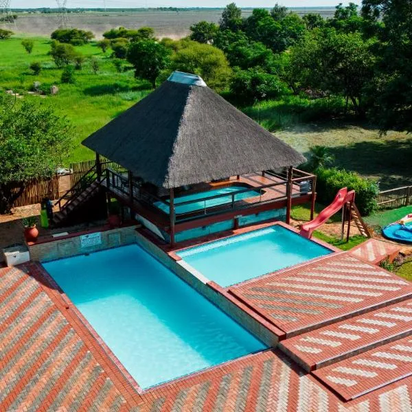 Falcon Lodge PK, hotel em Bela-Bela