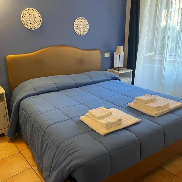 Porta Mazzini Affittacamere, hotel em Iesi