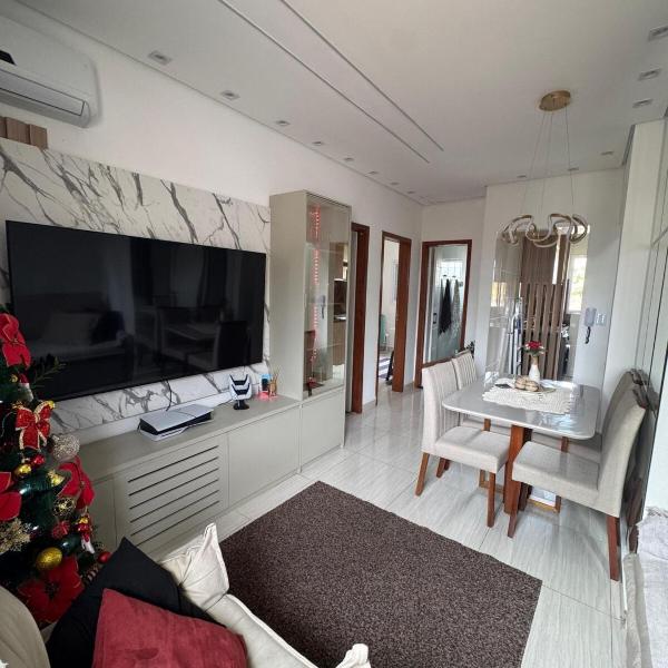 Casa condomínio Guilhermina PG