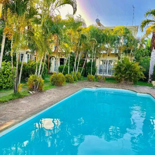 Villa Palmiste Duplex 2 min walk to beach, ξενοδοχείο στο Flic-en-Flac