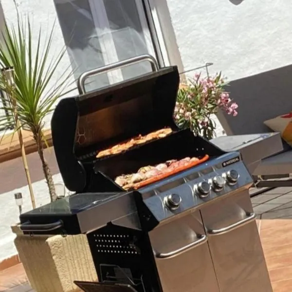 Casa Rural "AMARA" Bardenas، فندق في بالتييرا