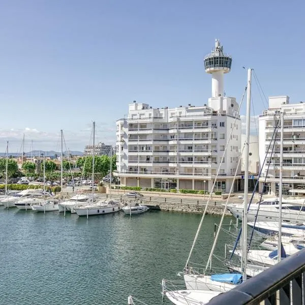 Apartamento con vistas a mar y canal. Empuriabrava, hotel u gradu 'Empuriabrava'