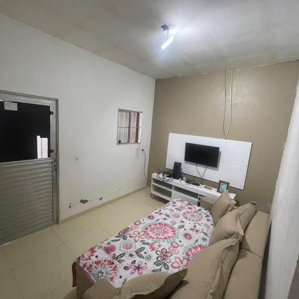 Comfortable House with Air-conditioned and complete Bedroom - Foto 4