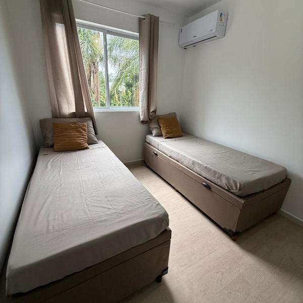 apto 2 quartos, ar condicionado, vaga, condomínio com piscina, portaria 24h - Foto 2
